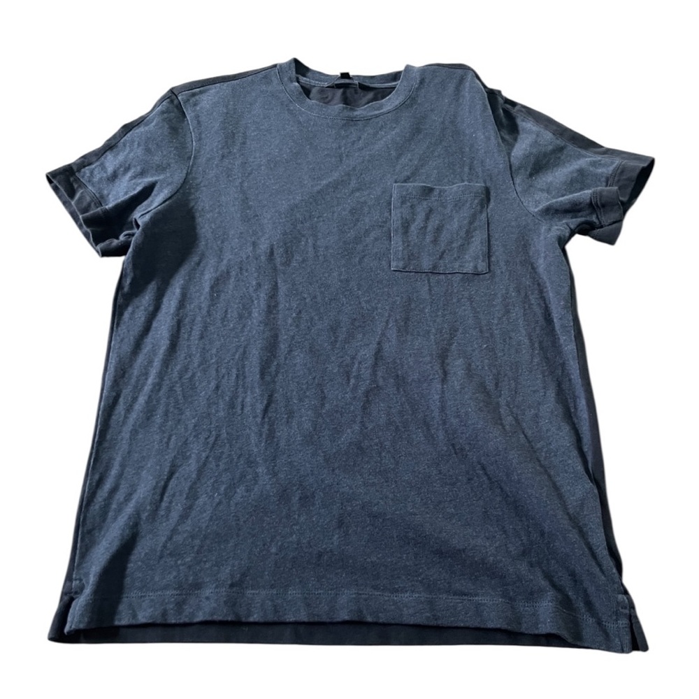 Club Monaco Men’s Navy Blue T-Shirt Chest Pocket Size Small 100% Cotton